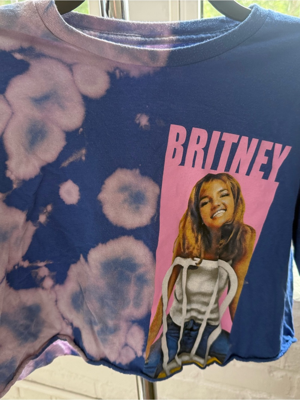 Y2K Britney Spears Tie-Dye Crop Top with Pink Graphic